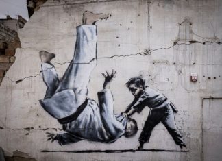 Banksy Street Art: Cel mai bun graffiti al artistului – Ghid esențial al orașului