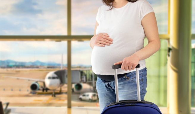 Cum să călătorești în siguranță în timpul sarcinii