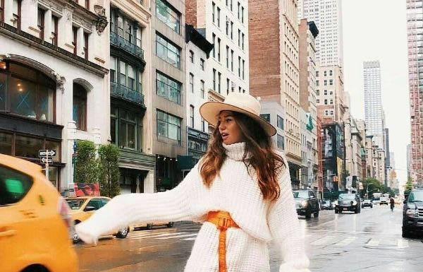 Cum să porți alb în această toamnă