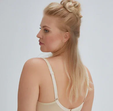 Sutiene sustenabile pentru femei mature