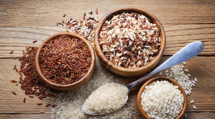 Orez brun versus orez alb: care este mai bun?