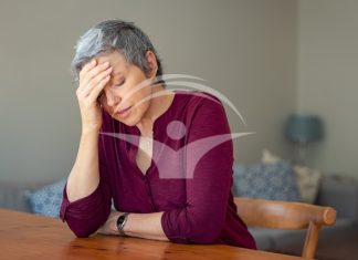 Cum poate afecta menopauza femeile la locul de muncă